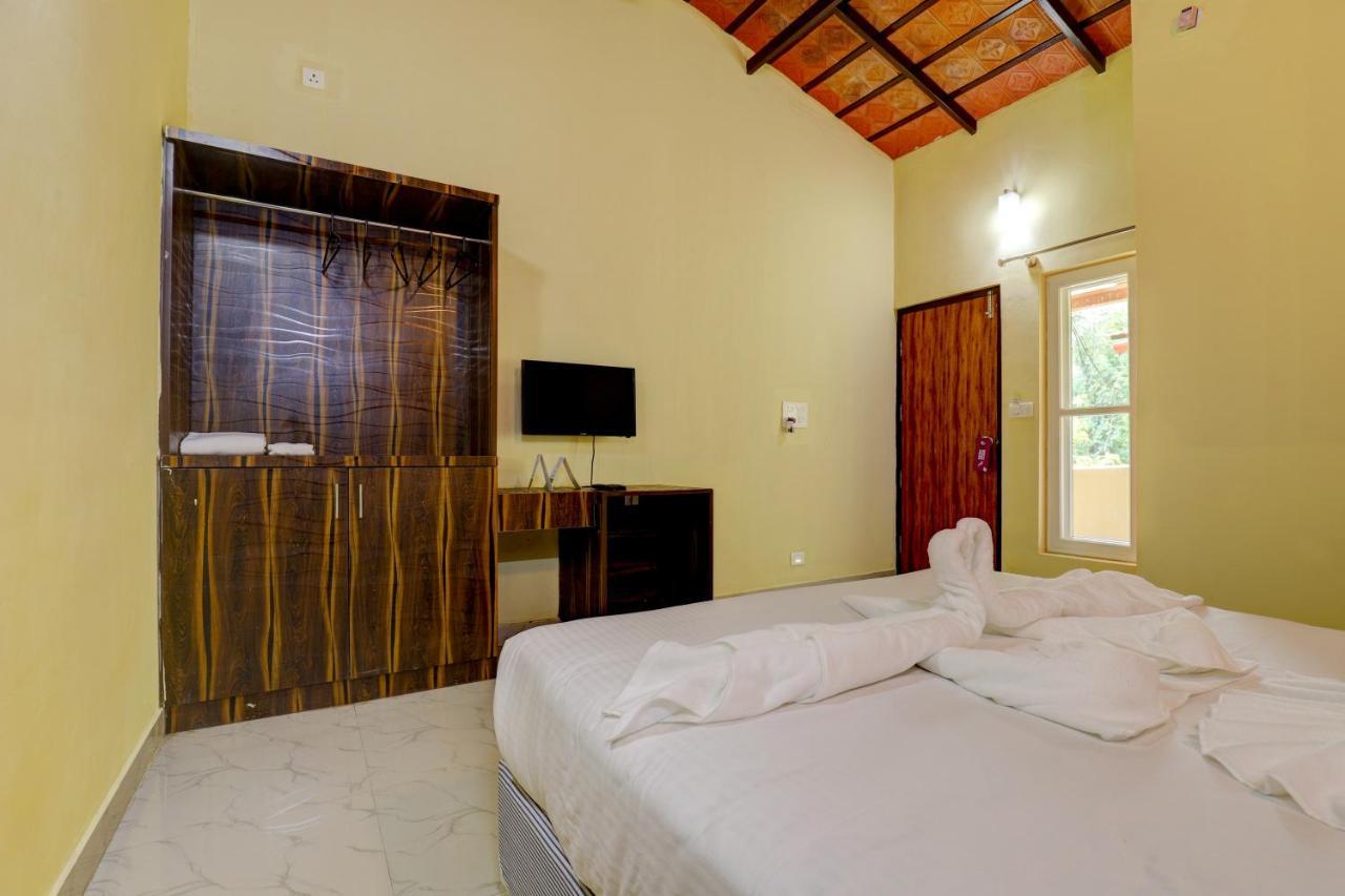 Ezzenza Areca Resort Madikeri Kültér fotó
