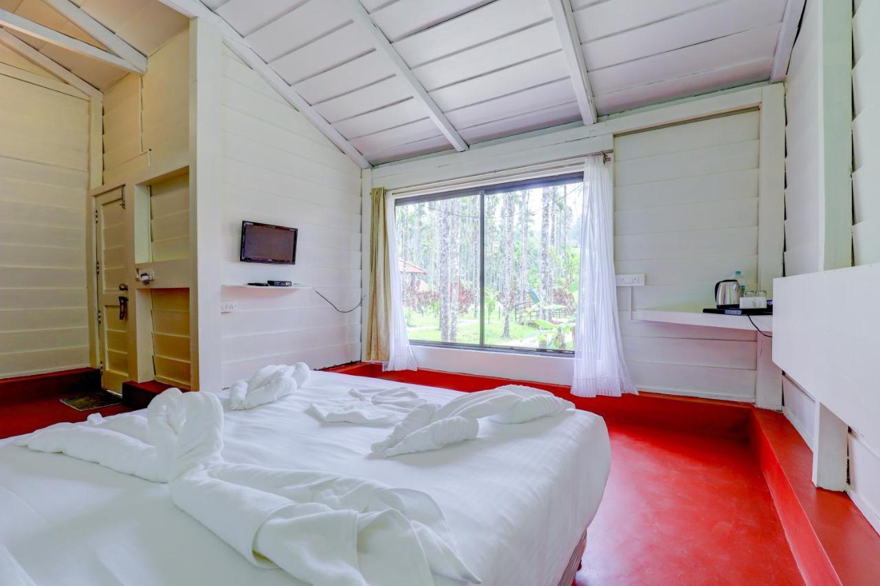 Ezzenza Areca Resort Madikeri Kültér fotó