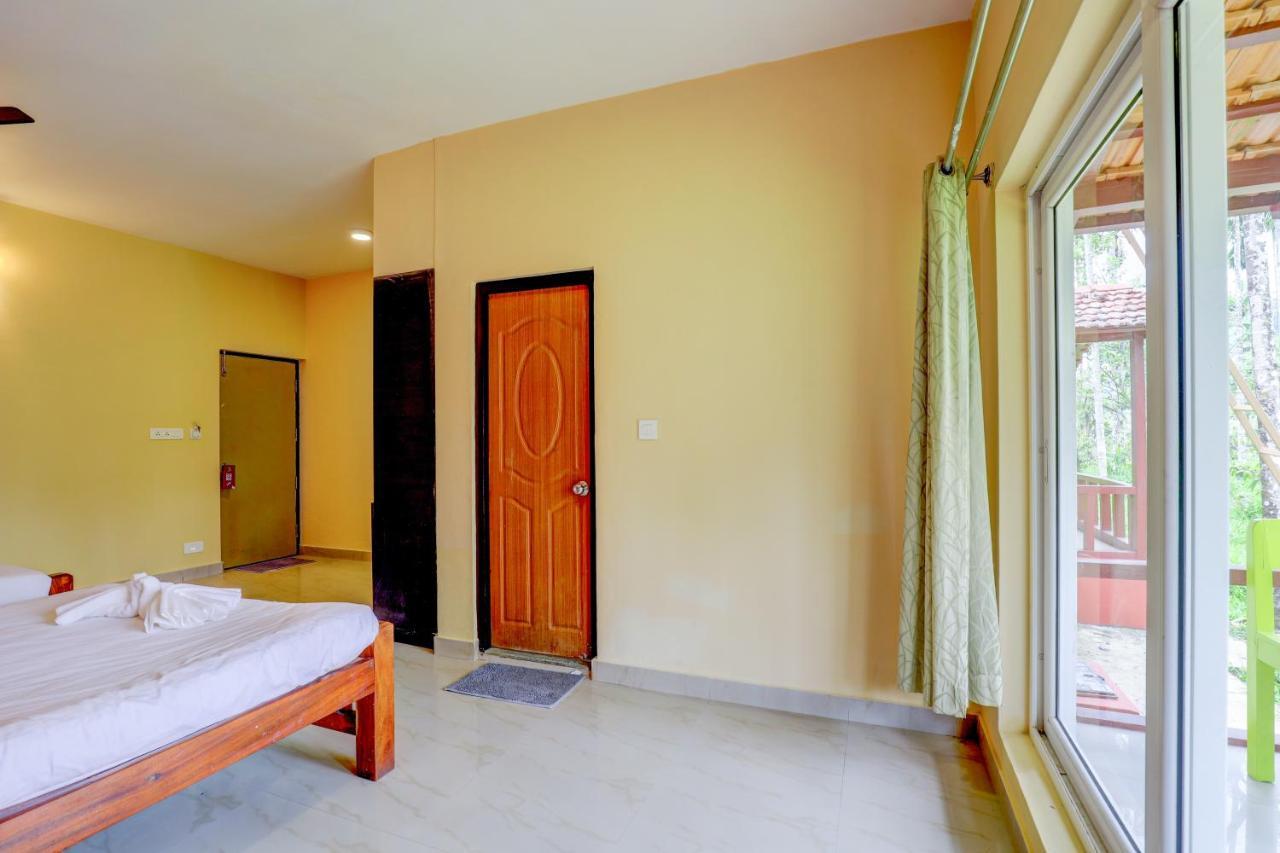 Ezzenza Areca Resort Madikeri Kültér fotó